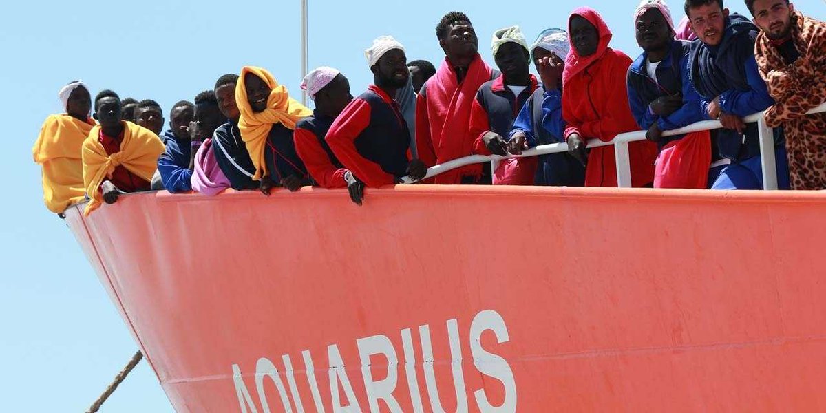 Italy denies migrant rescue ship safe harbor