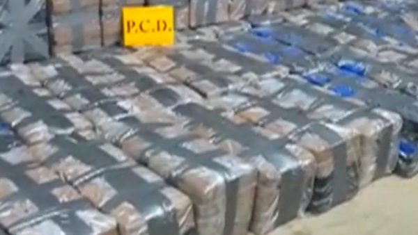 Costa Rica seizes two tons of cocaine from boat