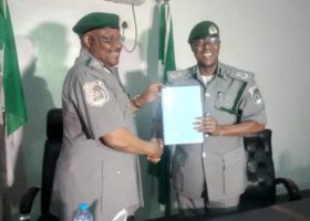 Customs collects N210bn revenue, handles N57bn export in Apapa
