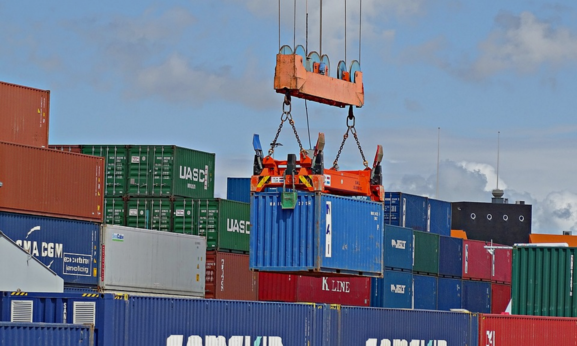 Drewry forecasts positive outlook for container port demand