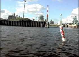 NIWA installs navigational aids on waterways