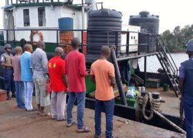 Nigerian Navy hands over 4 suspects, vessel to EFCC