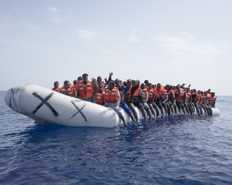 Nine die in migrant boat mishap