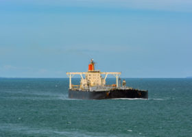 Saudi Arabia resumes oil exports through Red Sea 