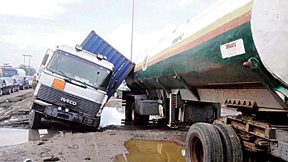 Petrol marketers beg FG to fix bad roads 