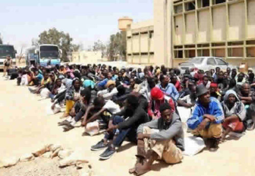 FG evacuates 165 stranded Nigerian migrants from Libya