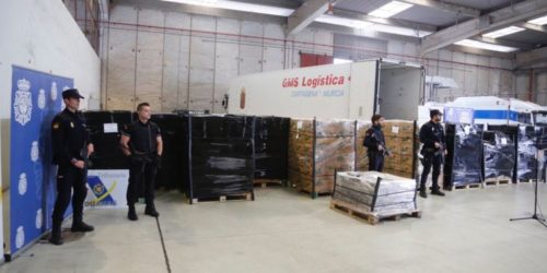 Spanish police confiscates tons of cocaine inside banana cargo