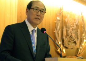 Kitack Lim