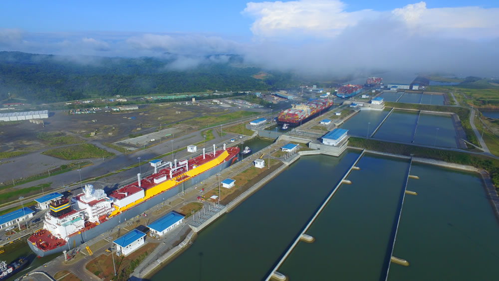 Panama Canal sets new annual tonnage record