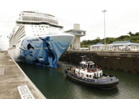 Panama Canal to receive 237,000 cruise ships passengers 