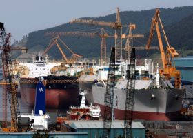 South-Korean-shipyards