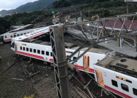 Taiwan probes train crash that killed 18