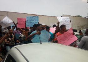 Clearing agents protest Customs extortion in Lagos