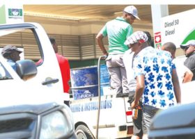 Zimbabwe disburses $41m to tackle fuel shortages