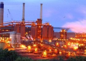 Guinea, Singapore close alumina refinery deal