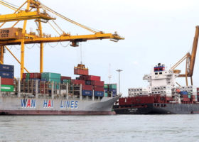 Singapore kicks against Malaysia's planned port extension