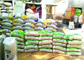 Customs gets presidential approval to distribute seized rice to orphanages 