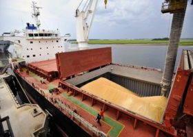Tariff row: China imports zero soybeans from U.S. in November