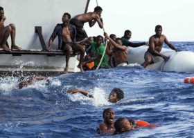 43 migrants dead after 2 boats capsize near Djibouti
