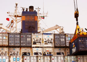 Kuwait suspend operations at ports over bad weather