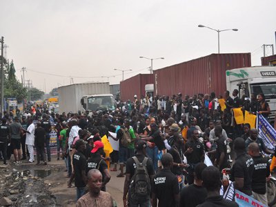 Apapa gridlock: Residents issue 21-day ultimatum to FG