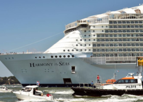 Harmony of the Seas: U.S. Coast Guard ends search for missing crew