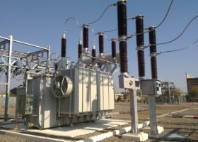 Minister asks electricity agency to open offices in ports