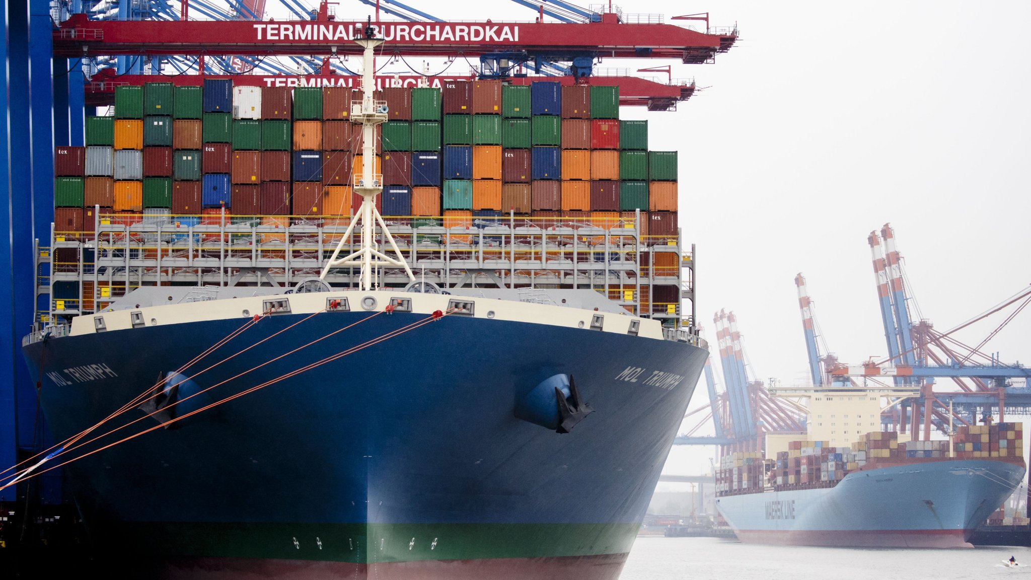 Reduced appetite for ultra large ships will benefit shipping industry — Drewry 
