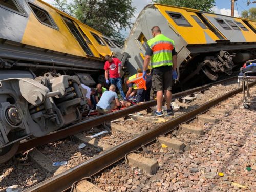 Train collision kills 3, injures 300 in South Africa