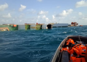 Indonesia: Vessel capsizes after collision with oil tanker