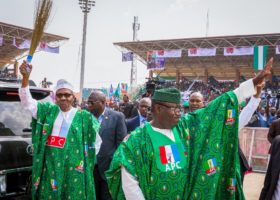 Buhari says fighting corruption in Nigeria difficult