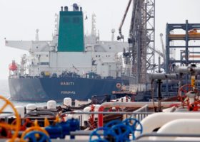 Panama to expel 60 Iranian ships for fear of US sanctions