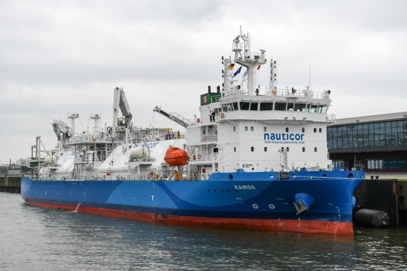 World’s largest LNG bunkering vessel christened in Hamburg