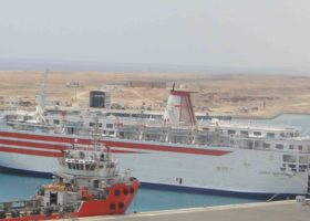 Saudi Arabia invites firms to prequalify for port project