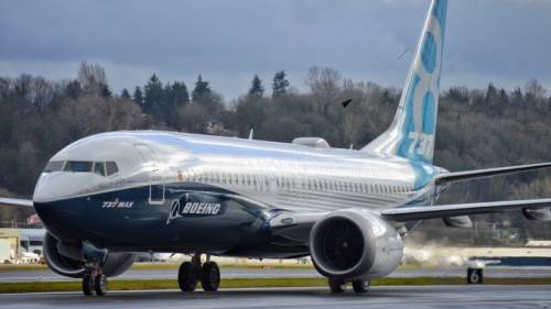Boeing 737 Max plane experiences engine problem mid-air 