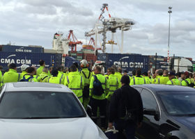 Dockworkers prepare for strike at DP World Australia 