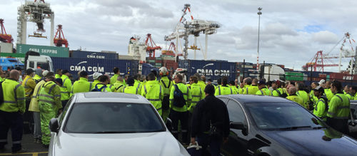 Dockworkers prepare for strike at DP World Australia 