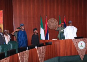 PHOTOS: Buhari presides over FEC meeting