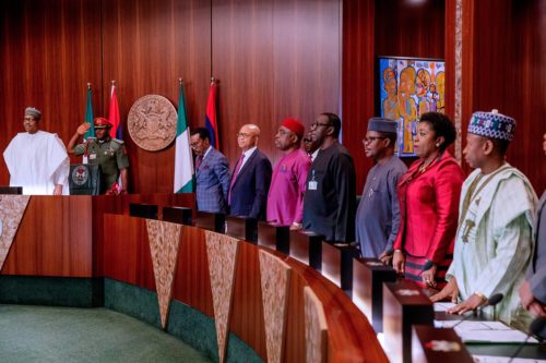 PHOTOS: Minimum wage committee submits report to Buhari_