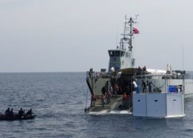 Thailand tows away controversial floating home