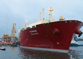 EU to fund LNG terminal extension in Poland
