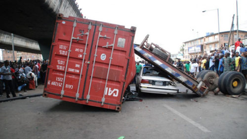 Truck accident on Ojuelegba bridge creates huge traffic on Western Avenue 