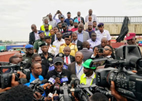 Sanwo-Olu visits Apapa, speaks on how he’ll tackle gridlock