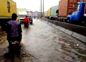 VIDEO See the state of Apapa road
