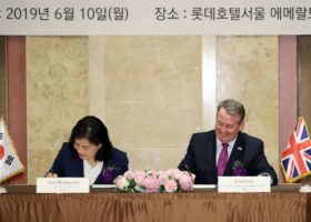 Britain agrees Brexit trade deal with South Korea