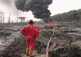 Nigeria’s oil thieves back with a bang