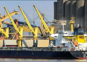 Cosco ship runs aground between Argentina and Uruguay