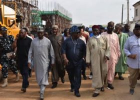 FG orders 200 wagons, 63 coaches for Lagos-Ibadan rail