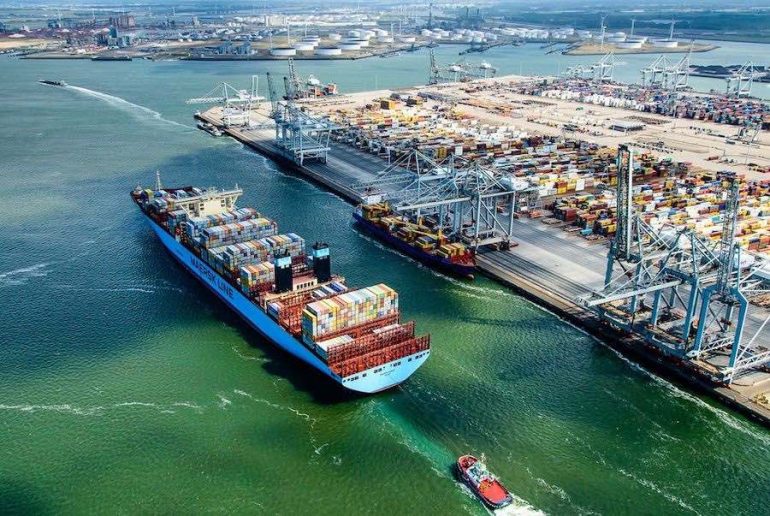 Hamburg, Rotterdam ports join forces to tackle shipping emissions