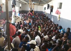 Libya to close three migrant detention centres